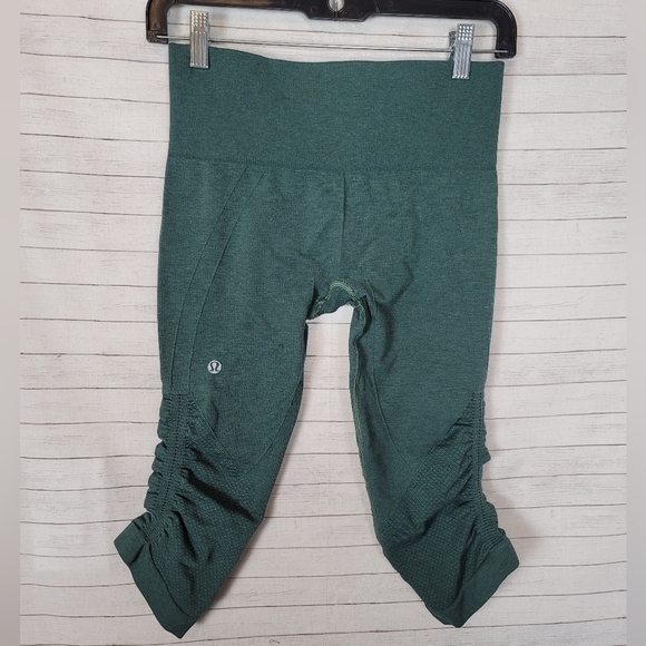Lululemon In The Flow Crop ll Heathered Forest Green Capri Leggings, sz 4 - Picture 7 of 15